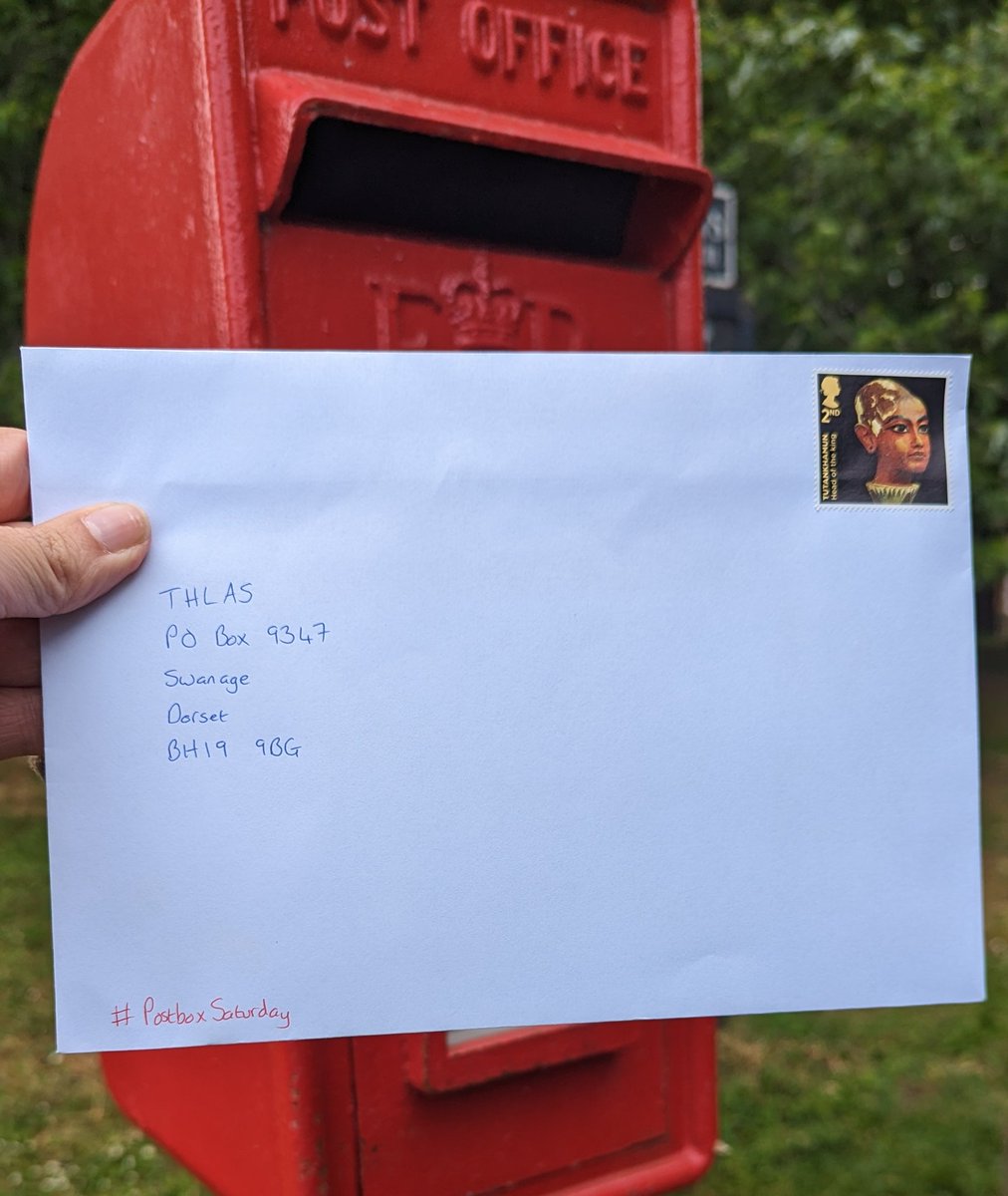 avril_read's tweet photo. When sending off your request for an I ❤️ Postbox Saturday badge, the law states you must promote #postboxsaturday 

@letterappsoc 

#prettystamps #saynotobarcodes https://t.co/b9CxG7b5TV