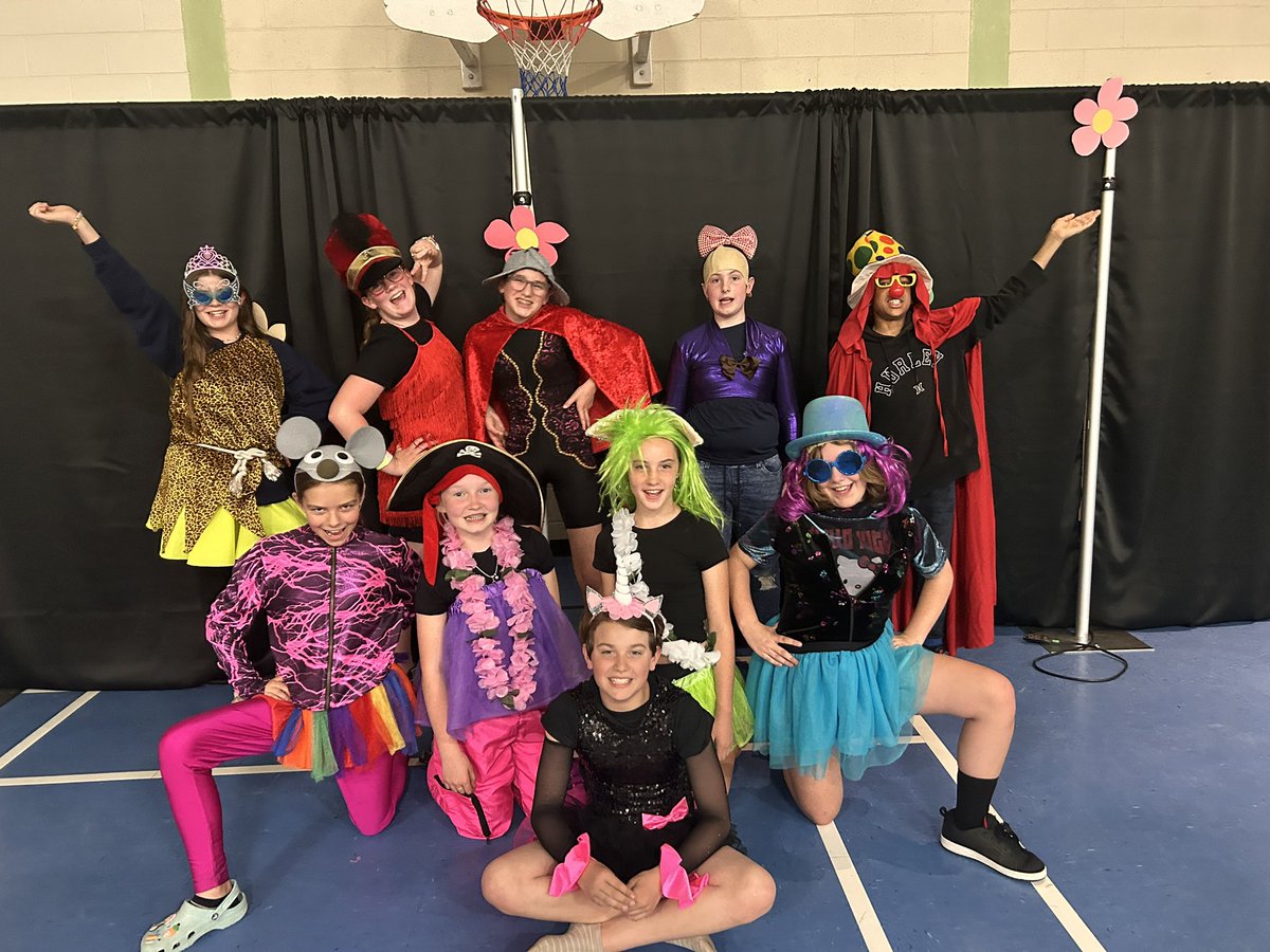 These Gr. 6 rockstars bringing down the house with their amazing YMCA lip sync performance #ilovemyjob <a href="/HRCEFineArts/">HRCEFineArts</a> <a href="/Dutchsettlement/">Emily Quigley</a> #ThanksToYouHalifax