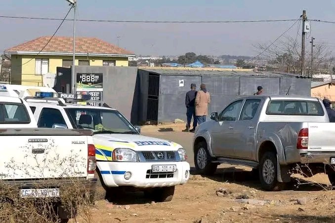 The charges against the 6 men who were arrested in connection with the Nomzamo tavern shooting have been dropped. The incident occurred in July of last year, where gunmen opened fire and tragically killed 16 people. #MDNnews