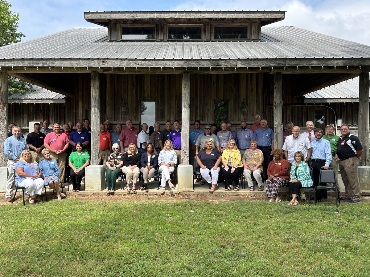 How bout this crew of former and current Supts in West TN!!!! ⁦<a href="/tosstn1975/">TOSS</a>⁩