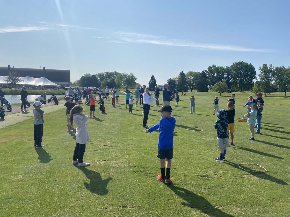 Monday First Tee classes are off and running‼️ 3️⃣1️⃣ Juniors worked on their game and had fun this morning ⛳️⛳️

#firstteesewi #growthegame #pgapro #golfwi #wihsgolf 

@RMGCFDL @FirstTeeSEW