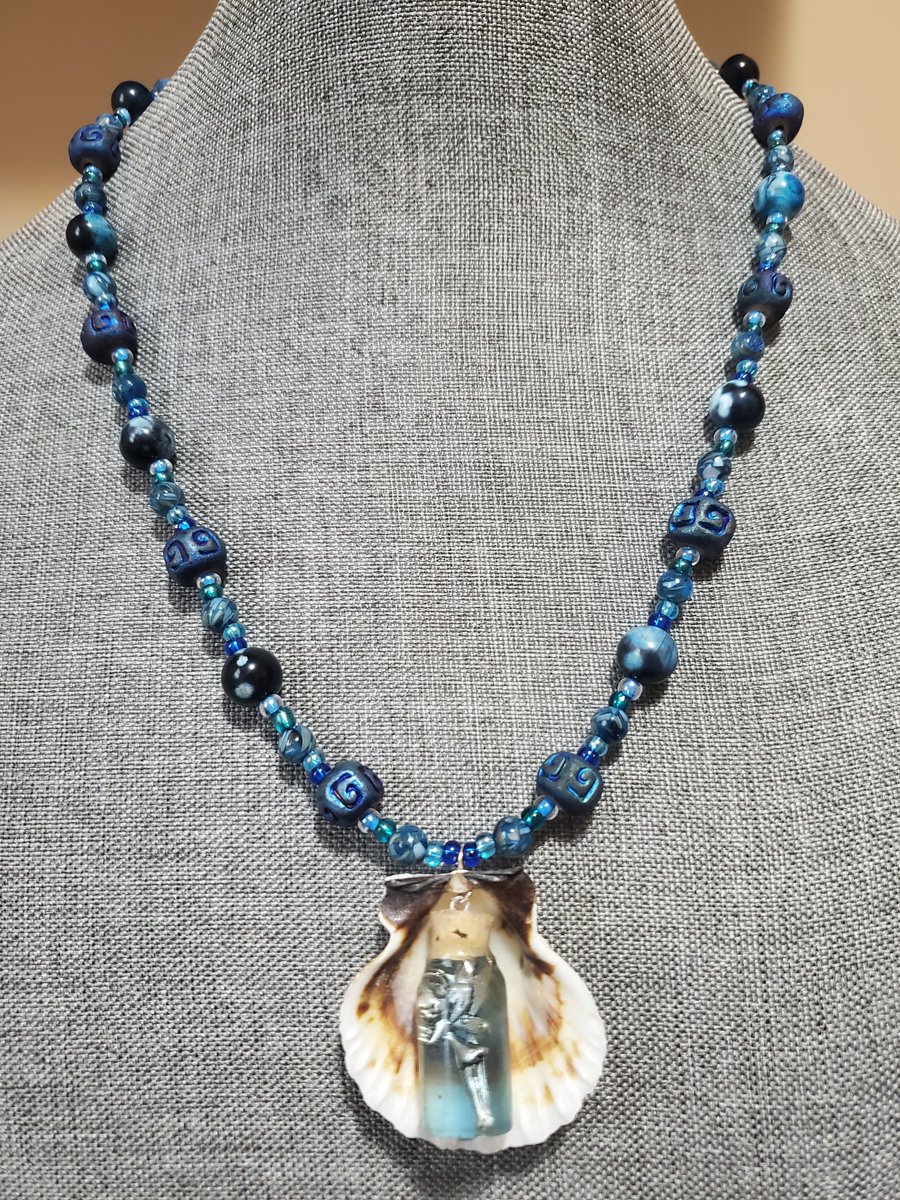 Kaane_Hawkvale's tweet photo. I made a new Water Fairy in a Bottle necklace
#fairy #fairies #faerie #fae #faeries #faelore #fairfolk #fairyinabottle #magic #fantasy #fantasyart #dnd #dungeonsanddragons #art #crafting #jewelry #jewelrymaking #jewelrycrafting #necklace #necklaces #waterfairy #seashells https://t.co/4sMljV1uDl