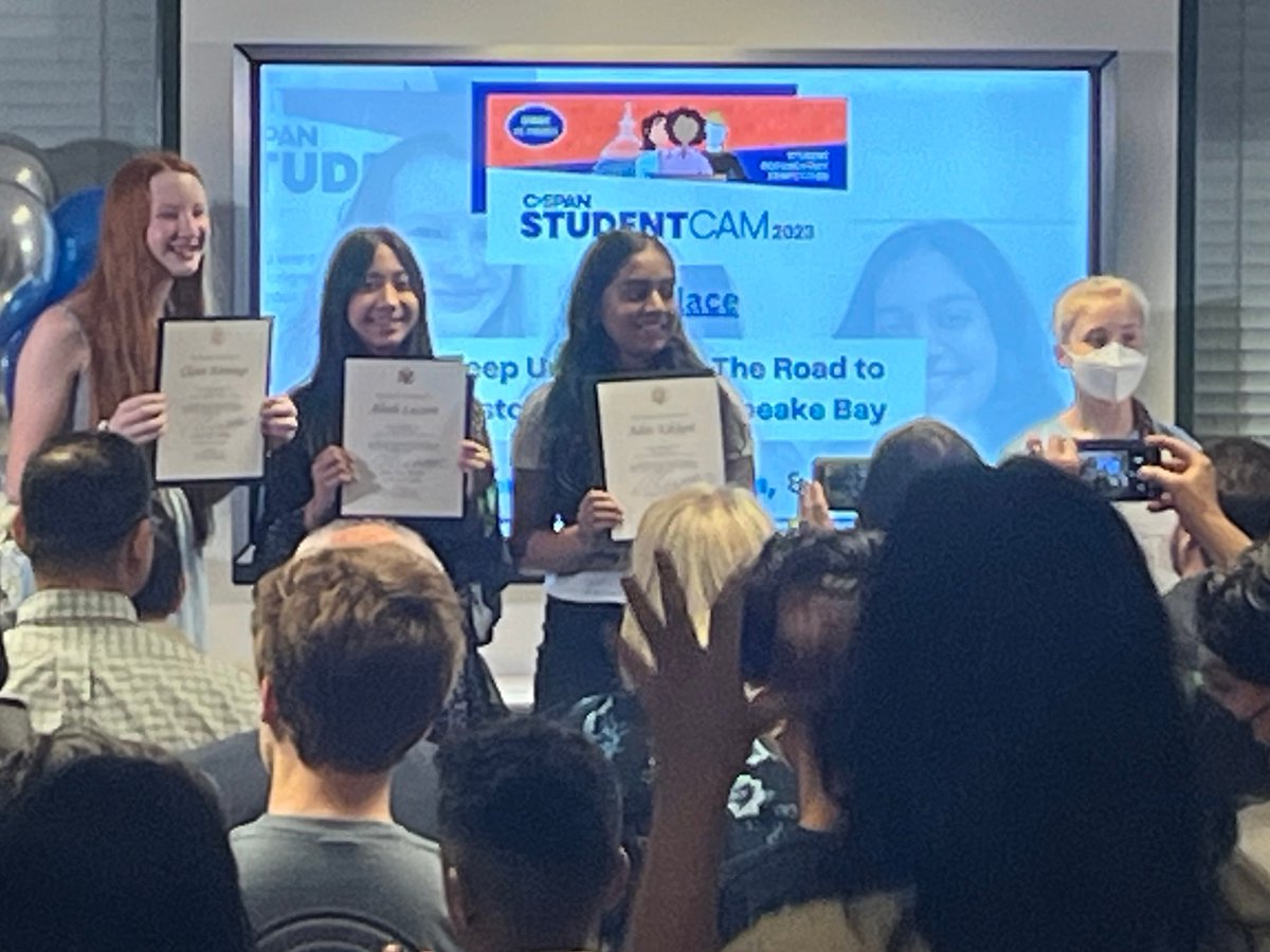 StudentCam's tweet photo. A big thank you to Tami Watkins from @ComcastBeltway, Principal @BrandiKOverton, @MCPS, BoE Member @Lynne4Students, the offices of council members @MarilynBalcombe, @willjawando, &amp; Senator @ChrisVanHollen for helping us to celebrate the students at King Middle School in Maryland! https://t.co/18OLkwebpU