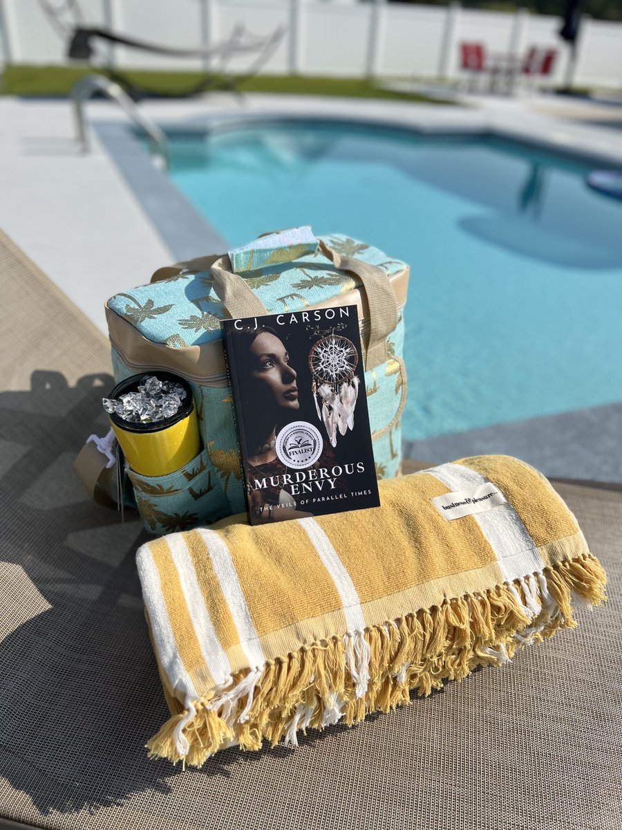 Dive into a thrilling world of mystery and adventure! ✨
#MurderousEnvy #ParallelTimes #MysteryNovel #PoolsideReads #SunshineReading #BookLovers #PageTurner #BookwormsUnite #cjcarsonauthor #thriller #bookstagram #books #americanwritingawards #nativeamerican #booksbooksbooks