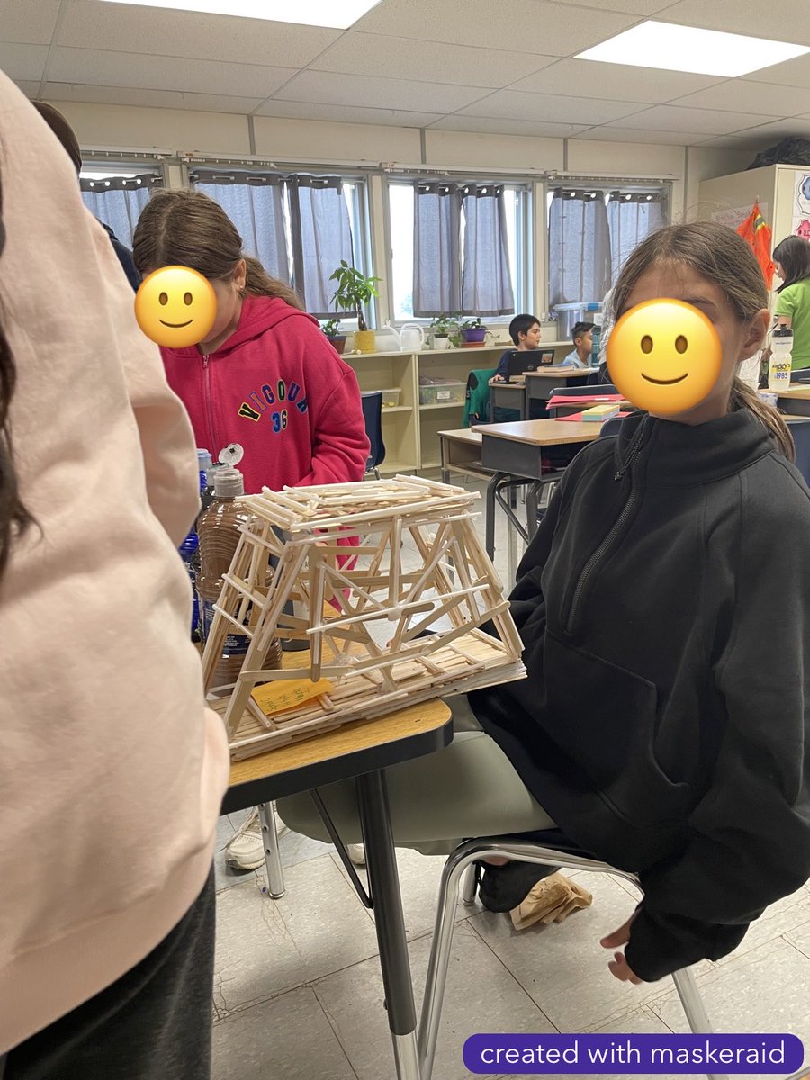 MJS_teach's tweet image. Cooperation, compromise, great thinking? CHECK! Final designs are being put into place on our bridges! 200 popsicle sticks, 50 straws, 3 m of twine and 25 mini glue gun sticks!! STEM is alive and well in portable 9! ⁦@lkwwrdsb⁩ ⁦@wrdsb⁩