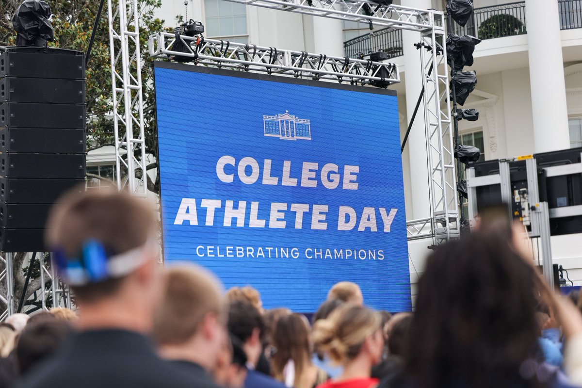 Quinnipiac Men's Ice Hockey tweet media