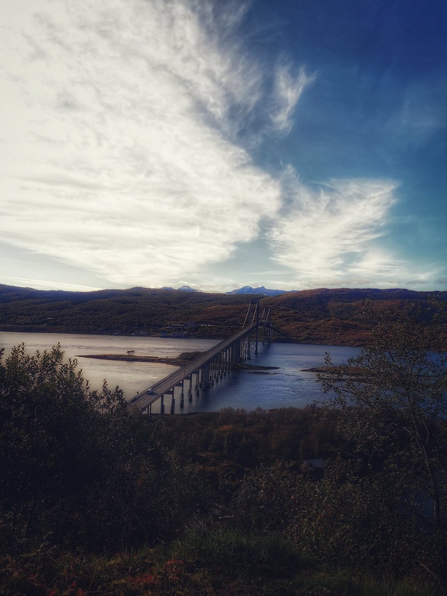 Gn everyone!👋

Share your Travel photos below!🧳

(mine is from northern norway🇳🇴) 

Please retweet this post to get more exposure!🔄

Thank you and have a great weekend! 😄

#photography #PhotographyIsArt #travel