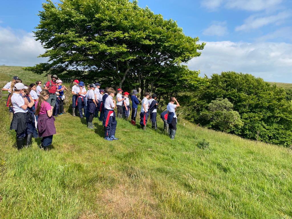 HeadatHawthorns's tweet photo. Year 7 Geography Field Trip is underway. Pupils have had a good walk around the Pinkery Centre. https://t.co/x6fRvbvGEC