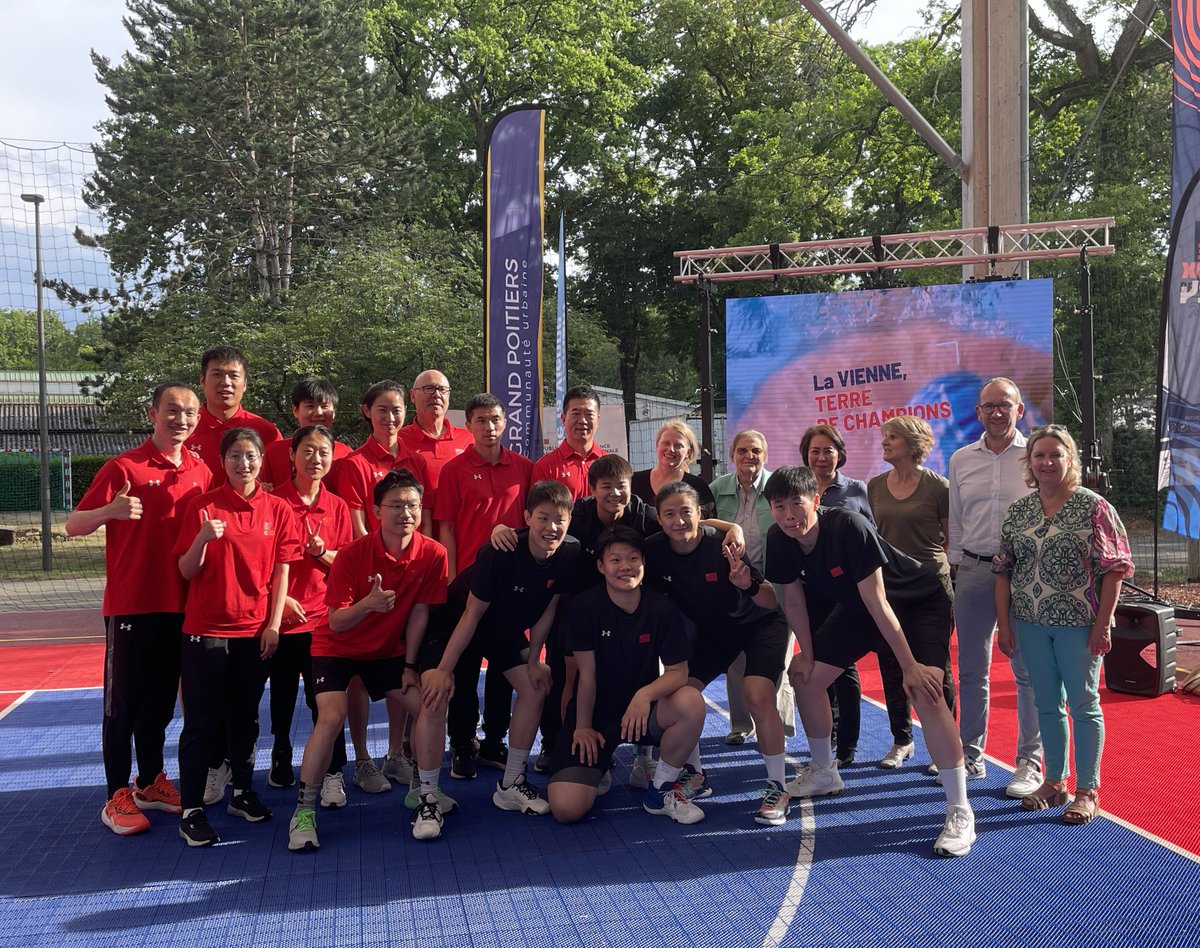 departement86's tweet image. Le Département de la #Vienne, @CREPS86 et @Grand_Poitiers accueillent la délégation Chinoise de Basket 3x3 féminin au @CREPS86, centre de préparation aux Jeux de #Paris2024, jusqu'au 26 août. #TerreDeJeux2024