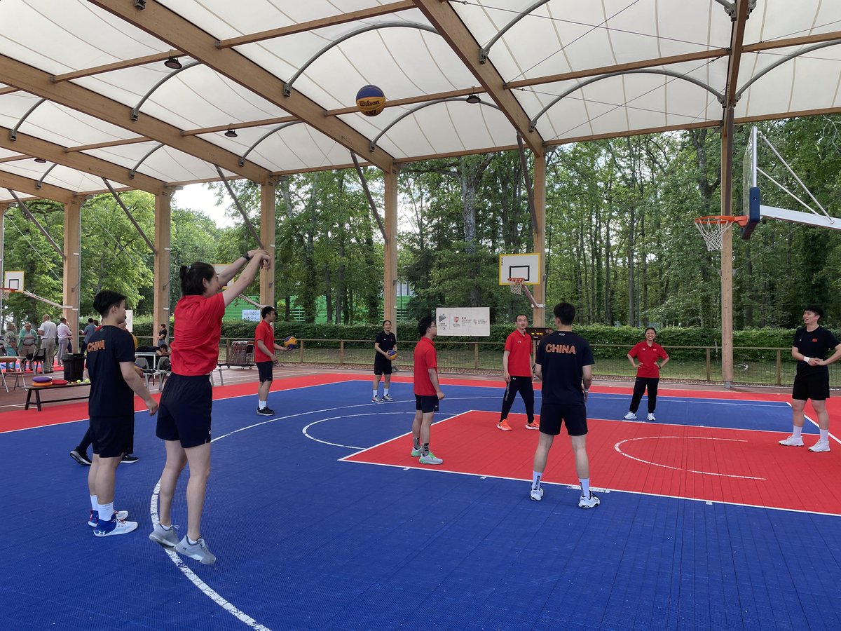 departement86's tweet image. Le Département de la #Vienne, @CREPS86 et @Grand_Poitiers accueillent la délégation Chinoise de Basket 3x3 féminin au @CREPS86, centre de préparation aux Jeux de #Paris2024, jusqu'au 26 août. #TerreDeJeux2024