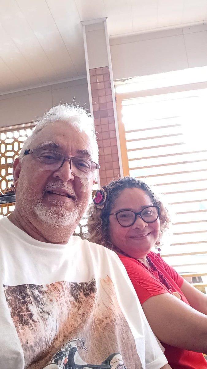 laurindapinto's tweet photo. São 28 anos de namoro um convívio cheio de aprendizado. Feliz dua pra nós @Jorgejra12 https://t.co/WdYF7H0lna