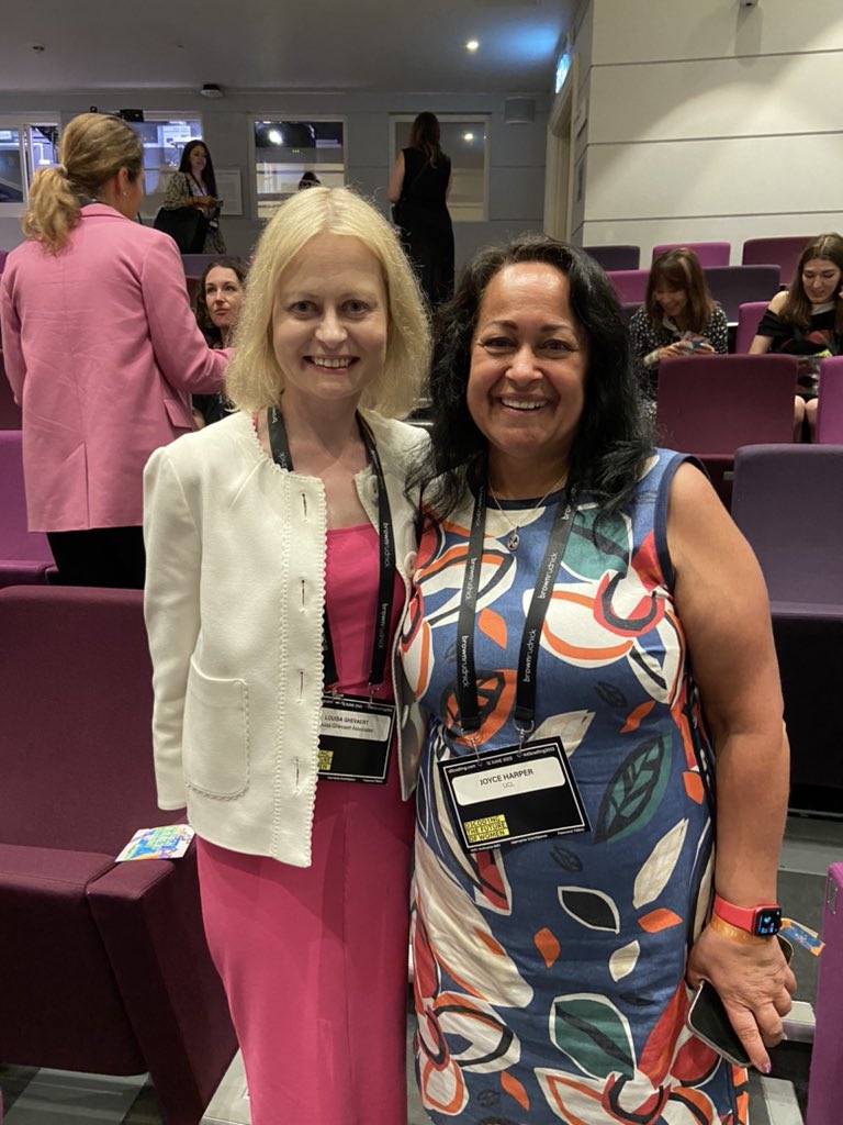 LouisaGhevaert's tweet photo. I loved attending Decoding the Future of Women conference today in London. The future looks bright with so much innovation focused on improving women’s #health, #fertility, #hormone expression and understanding about their bodies. #d3cod1ng2023 https://t.co/kRJm7OoS50