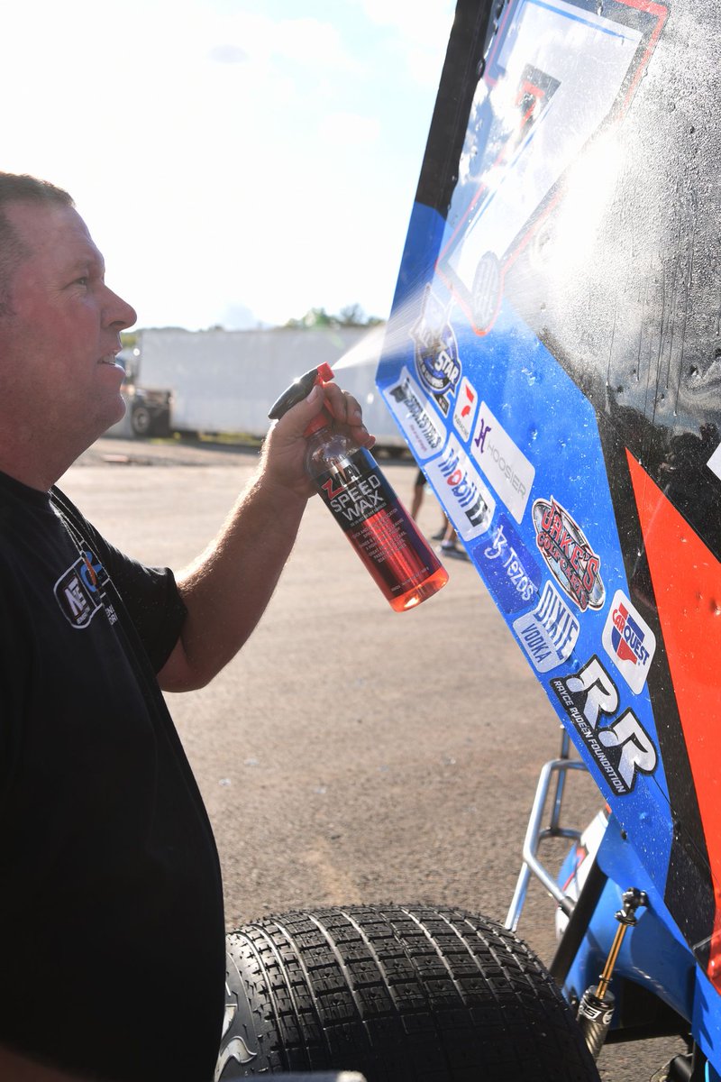 ClausonMarshall's tweet photo. Our guys trust @zmaxraceproduc1 to power us on track and keep us looking good no matter the conditions!
Give them a follow and visit https://t.co/JhNLrgGvhJ to find a retailer near you!
#zmaxraceproducts #officialoil #speedwax https://t.co/VST0XbJJo5