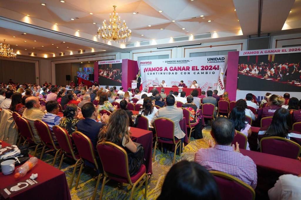 Dr_AVillarreal's tweet photo. La unidad en Morena es fundamental y ese fue el compromiso al que llegamos, durante la sesión del Consejo Nacional Extraordinario de nuestro partido, donde se fijaron y acordaron reglas para definir quién será el Defensor de la Cuarta Transformación que continuará en 2024. https://t.co/WAfbABgRx9