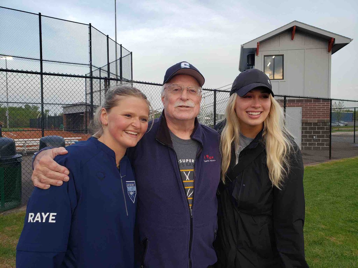 In our broadcast of Superior vs Kaukauna D1 title game we mentioned until now the only Superior athlete to have appeared on W7 was Jessica Lindstrom <a href="/JL21_/">Jessica Lindstrom</a> when we were broadcasting <a href="/WisconsinGLO/">Wisconsin GLO</a> games!  

Our friends at <a href="/iFanTV/">iFan Sports Network</a> sent this from Sectional Finals! With <a href="/emmaraye17/">Emma Raye</a> !