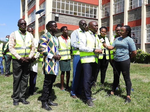 Edgarkip1's tweet photo. Our great hero, Mr Divine Ntiokam, CSAYN Director, who visited our institution RVIST-Nakuru..went ahead to lounging the planting of 20000 tree seedlings at institution #lets all make our continent green..remember RVIST has just started # Kenya iwe green https://t.co/NzpUolIIvI