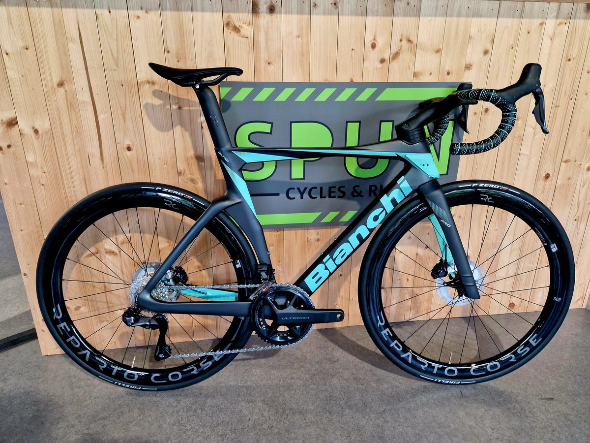 SPUNCycles's tweet image. New Bianchi beauties!! 😍#bianchi