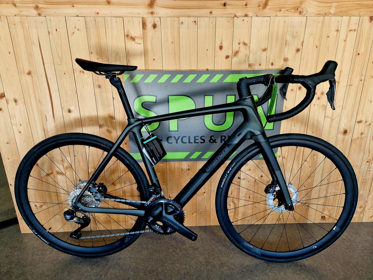 SPUNCycles's tweet image. New Bianchi beauties!! 😍#bianchi