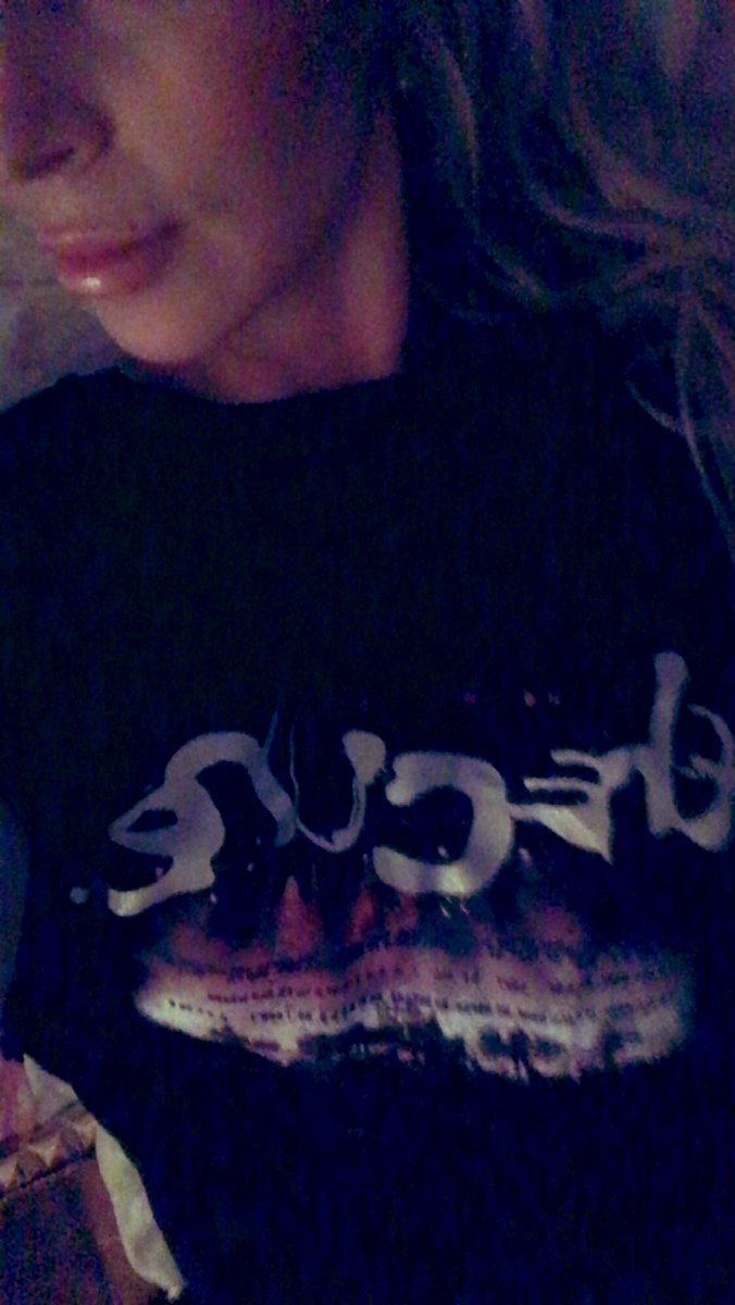Shoutout to my bro for scoring me this @thecure tee last night . I couldn’t make it to the show,😩but this is the next best thing. This band …❤️‍🔥. @RobertSmith ❤️ #JustLikeADream #TheCure #BlossomMusicCenter #AboutLastNight #HappyGirl #RainOrShine #ClevelandRocks
