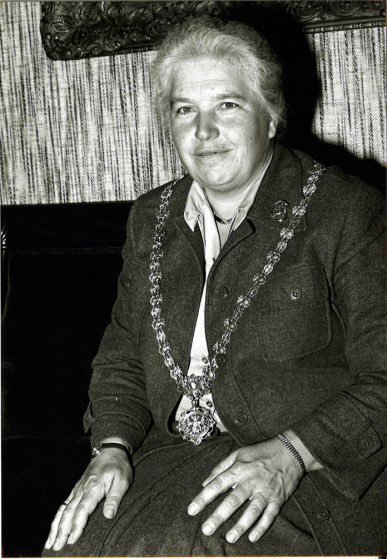 Oud-burgemeester Lien Vos-van Gortel is overleden. Utrechts' eerste vrouwelijke burgemeester was een pionier. Een nuchtere, goedlachse, inspirerende bestuurder met oog voor iedereen. Utrecht gaat haar missen ❤️👉 direc.to/jUMk