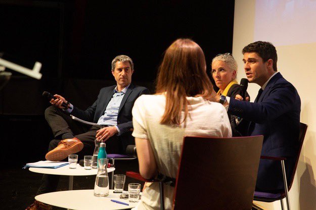 Francois_Ruffin's tweet photo. "Faut-il entrer en économie de guerre climatique ?" Un grand merci au @CBernardins, aux douze intervenants, à @delphinebatho et @AurelienPradie pour leur participation à ce moment de débat, plus inspirant qu'à l'Assemblée !

La vidéo du colloque : https://t.co/o7RAgDDTgQ https://t.co/Hs9aCkuJ8K
