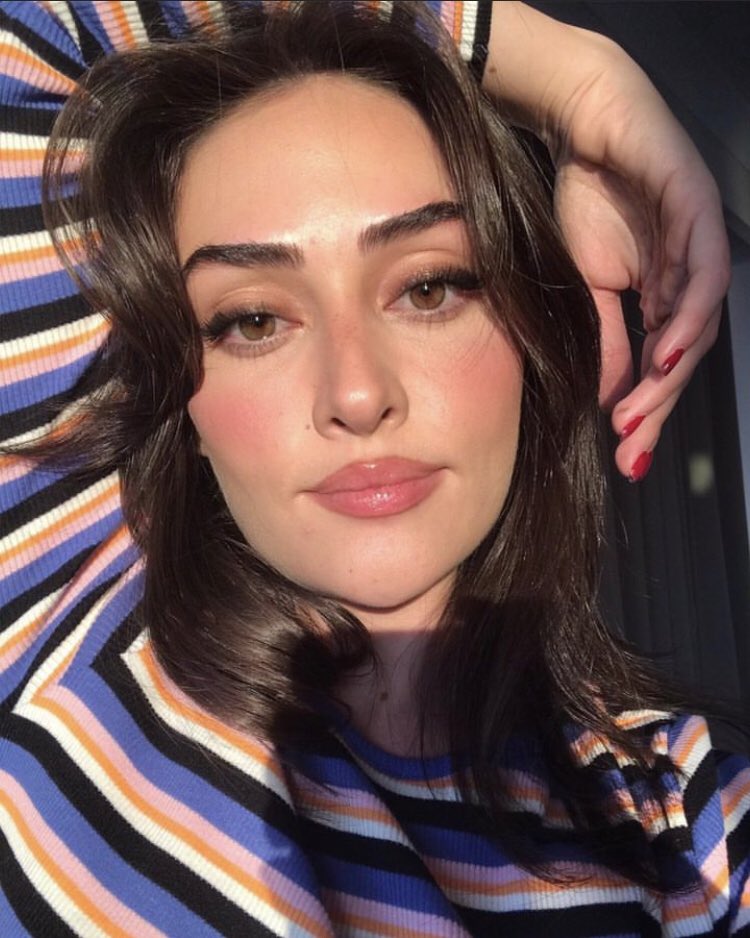 Esra Bilgiç. ✨