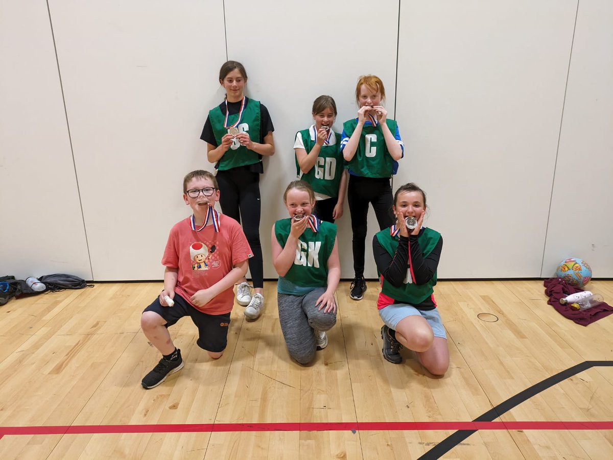 LumsdenPrimary's tweet photo. Team Marr on top form this evening. 2nd in the Inverurie Tournament. The rosy cheeks tell you how much effort they put into their games. https://t.co/Kp7I6W9gRp