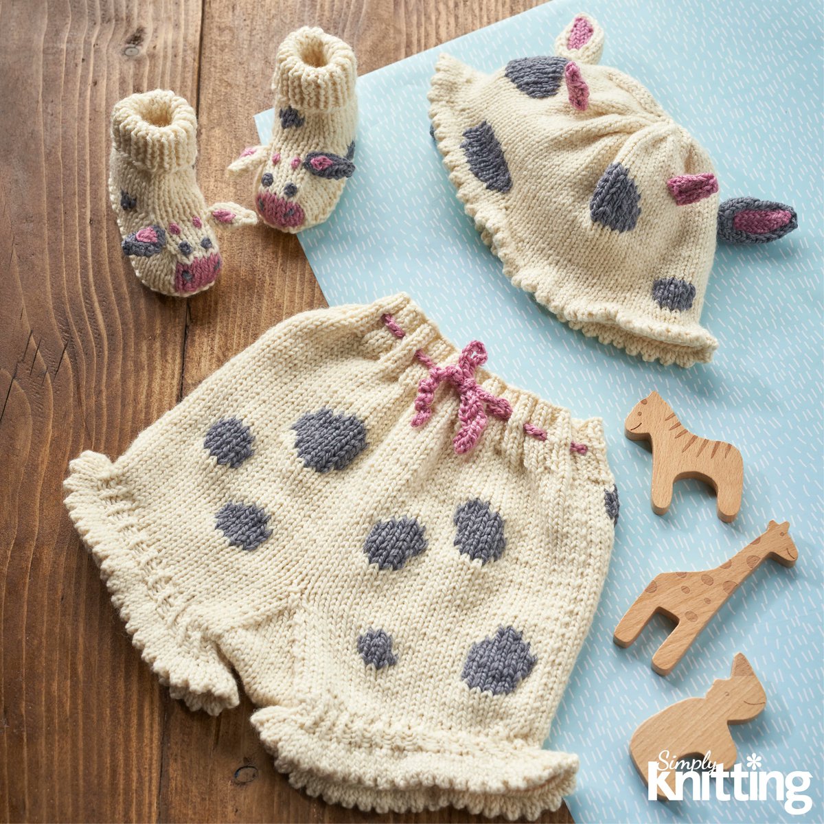 SimplyKnitMag's tweet image. Knit a special gift for expectant parents with Jane Burns' utterly wonderful (or should we say – moo-velous?) cow baby set, including knickerbockers, hat, and bootees which all feature an adorable cow print pattern and 3D detailing. Issue 238 –gathered.how/knitting-and-c…