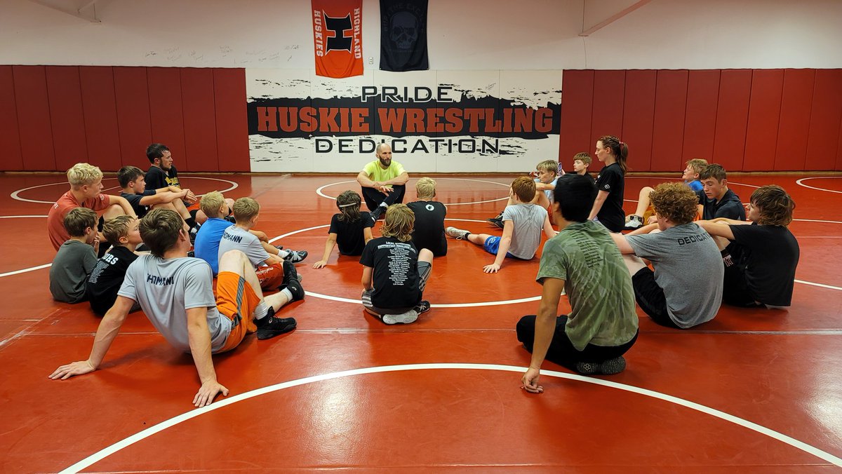 Highland Wrestling tweet media