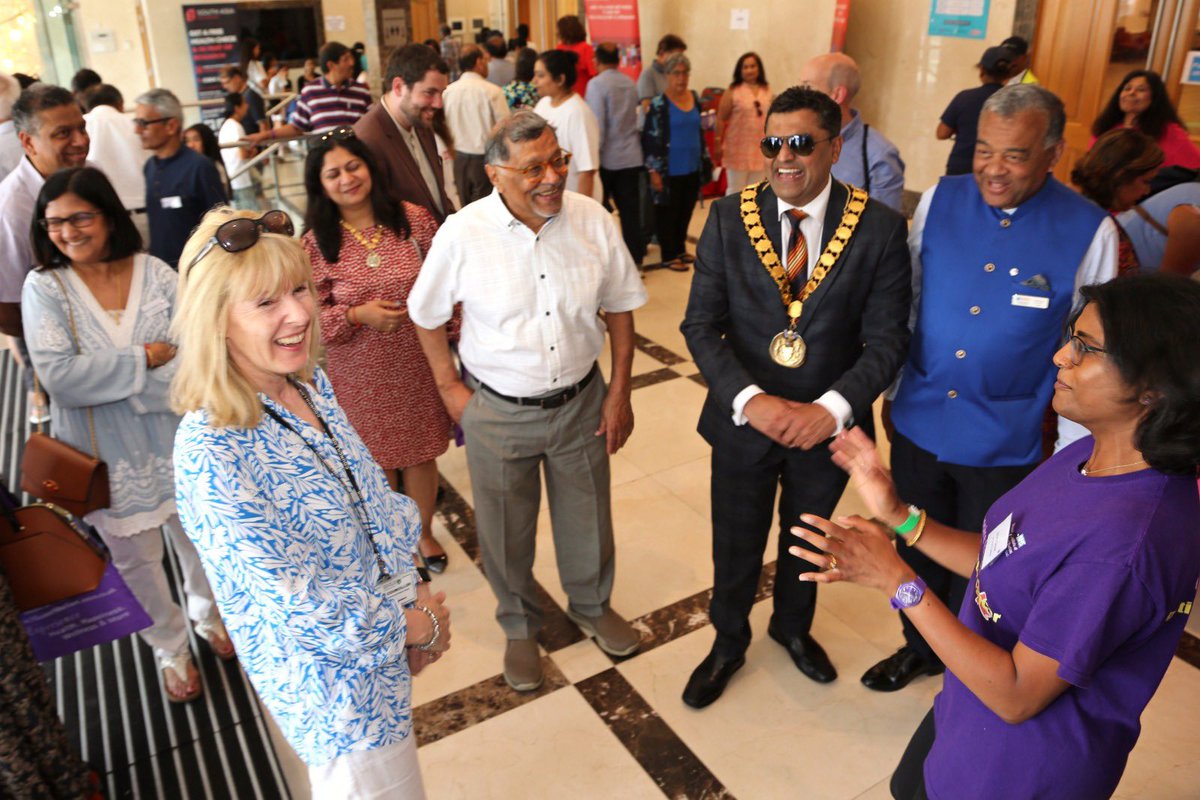 Dr. Jyoti Shah MBE (@missjyotishah) on Twitter photo Honoured to start off men’s health week with a prostate cancer awareness talk <a href="/Oshwal_UK/">Oshwal Association of the UK</a> health fair with over 1000 people. <a href="/ProstateUK/">Prostate Cancer UK</a> <a href="/burtonalbionfc/">Burton Albion FC</a> <a href="/NWA_nhstrust/">North West Anglia FT</a> Honoured to start off men’s health week with a prostate cancer awareness talk <a href="/Oshwal_UK/">Oshwal Association of the UK</a> health fair with over 1000 people. <a href="/ProstateUK/">Prostate Cancer UK</a> <a href="/burtonalbionfc/">Burton Albion FC</a> <a href="/NWA_nhstrust/">North West Anglia FT</a>