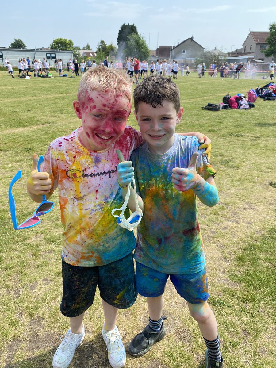 P3 and P4 tweet media