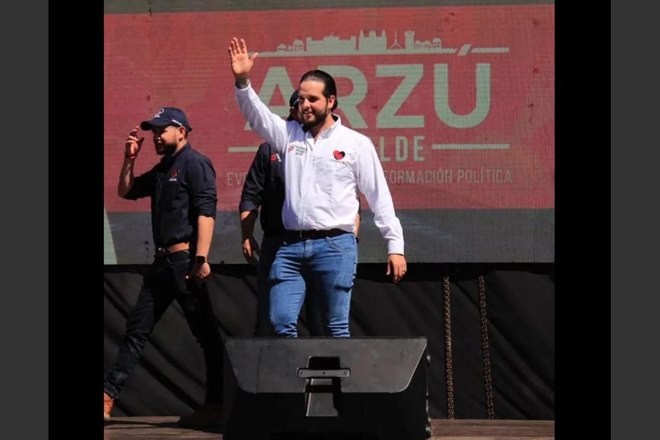 soy_502's tweet photo. 🚨¡URGENTE! 🚨 ⎪Renuncia el candidato a diputado de Podemos, denunciado por acoso sexual

Esto dijo Dieterich Sarg tras la difusión de una conversación de WhatsApp:

https://t.co/0wihll3KiY https://t.co/i4DGza4EFX
