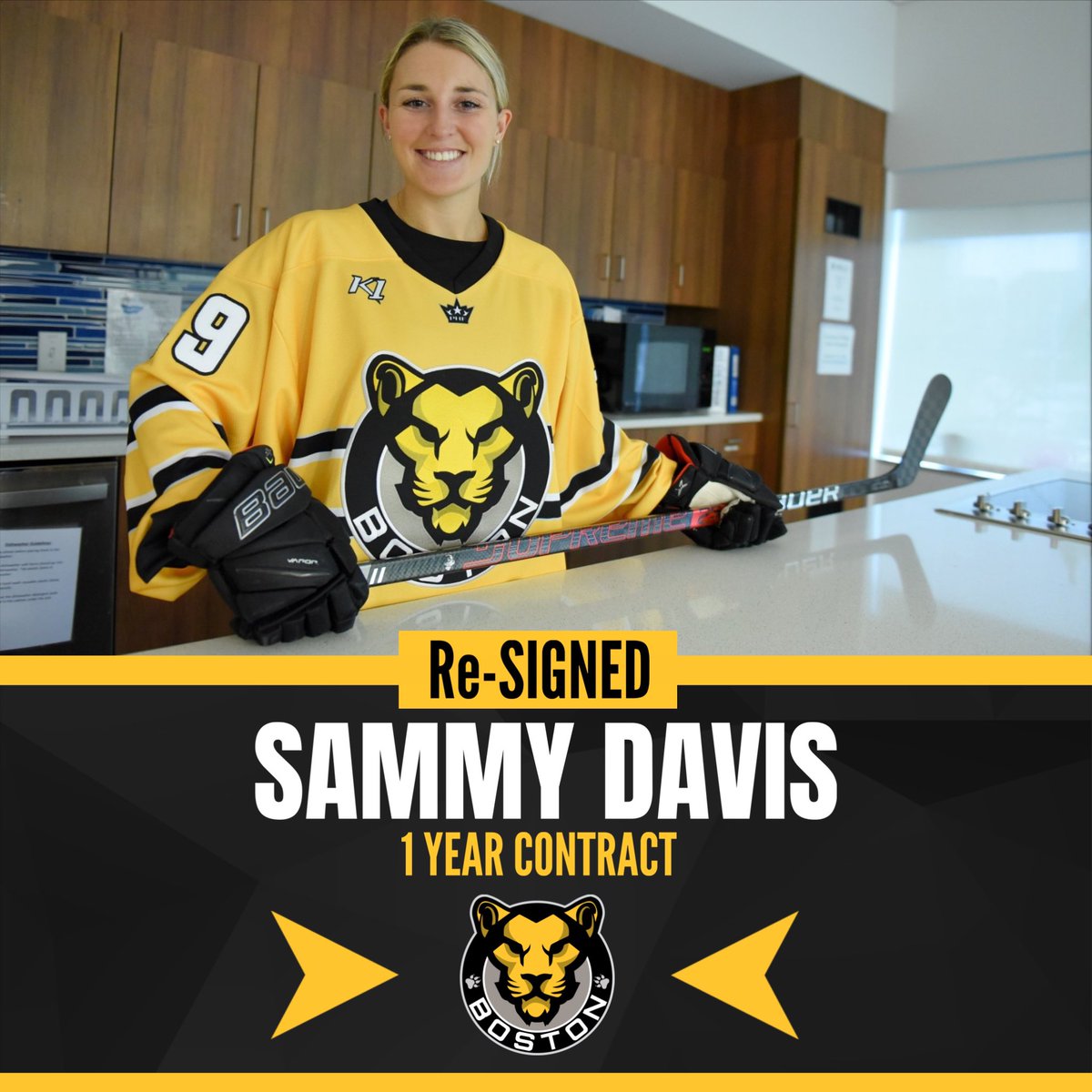 PWHL_Report's tweet photo. SIGNED: The Boston Pride have re-signed forward Sammy Davis to a 1 year contract.
Davis, 26, scored 6 goals and 14 points in 24 games for the Pride last season.
#PHF
#PridePHF https://t.co/9kwQOD93Eq