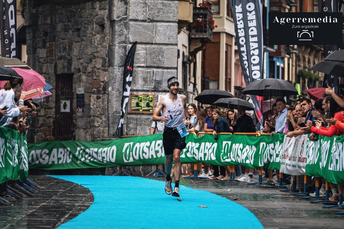 josu_urresta's tweet photo. ✨@t3tmaratoia | 𝙈𝙖𝙧𝙖𝙩𝙤𝙞𝙠𝙤 𝙨𝙪𝙨𝙩𝙧𝙖𝙞𝙚𝙩𝙖𝙧𝙖 𝙗𝙪𝙚𝙡𝙩𝙖𝙣🌱🥹
•
⏱️04:34:23 - P6🌠

Ez da erraza izan, baina primeran pasatu dugu!💪🏼😄

📸Mila esker argazkiengatik @agerremedia🔥🤩

#T3T
#Tolosa
#tolosaldeko3tontorrak
#T3TMaratoia
#Maraton
#Trail
#TrailRunning https://t.co/nlbaoF1rB8