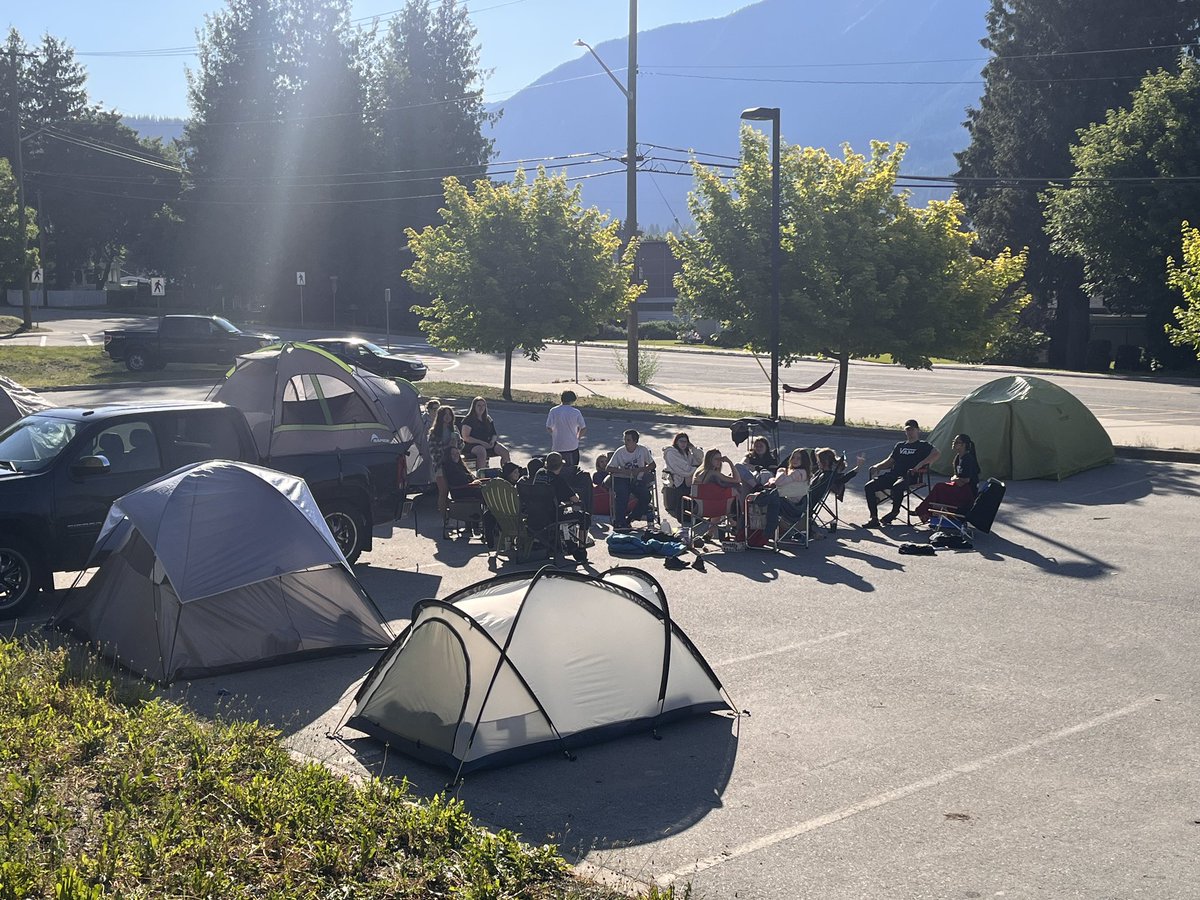 RevelstokeSec's tweet photo. Chickens in the photocopy room and camping in the parking lot!! Thanks for the interesting morning Grads! https://t.co/9CbWtUcXoJ