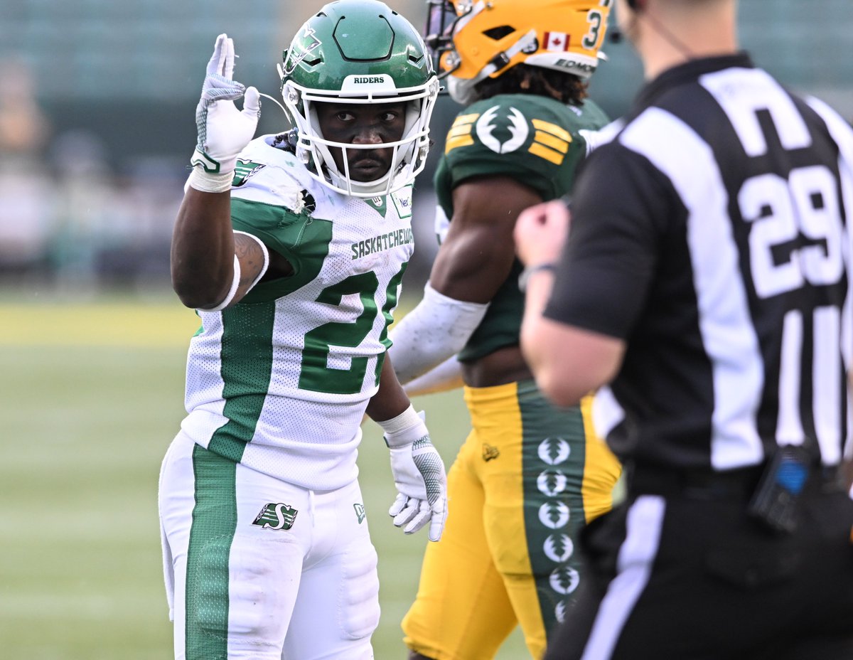 We're back!!!   

An action packed week 1 is in the books. Check out some of the best 📸from this week's games!  

#TeamCFLPA #CFL #CFLPA #football