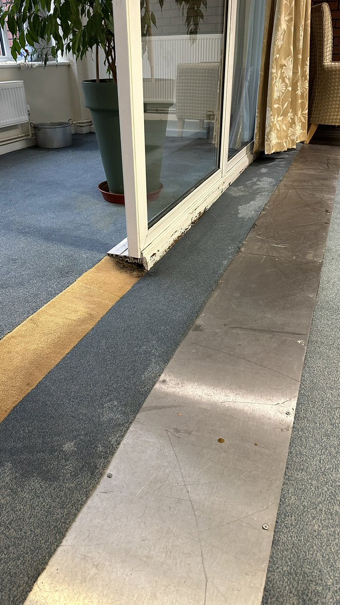 wnewton01's tweet photo. @peaksplains 2 months after you said you were looking into the leak and it’s worse than ever and making its way from the conservatory to the main lounge #notgoodenough https://t.co/H9FKn46sTw