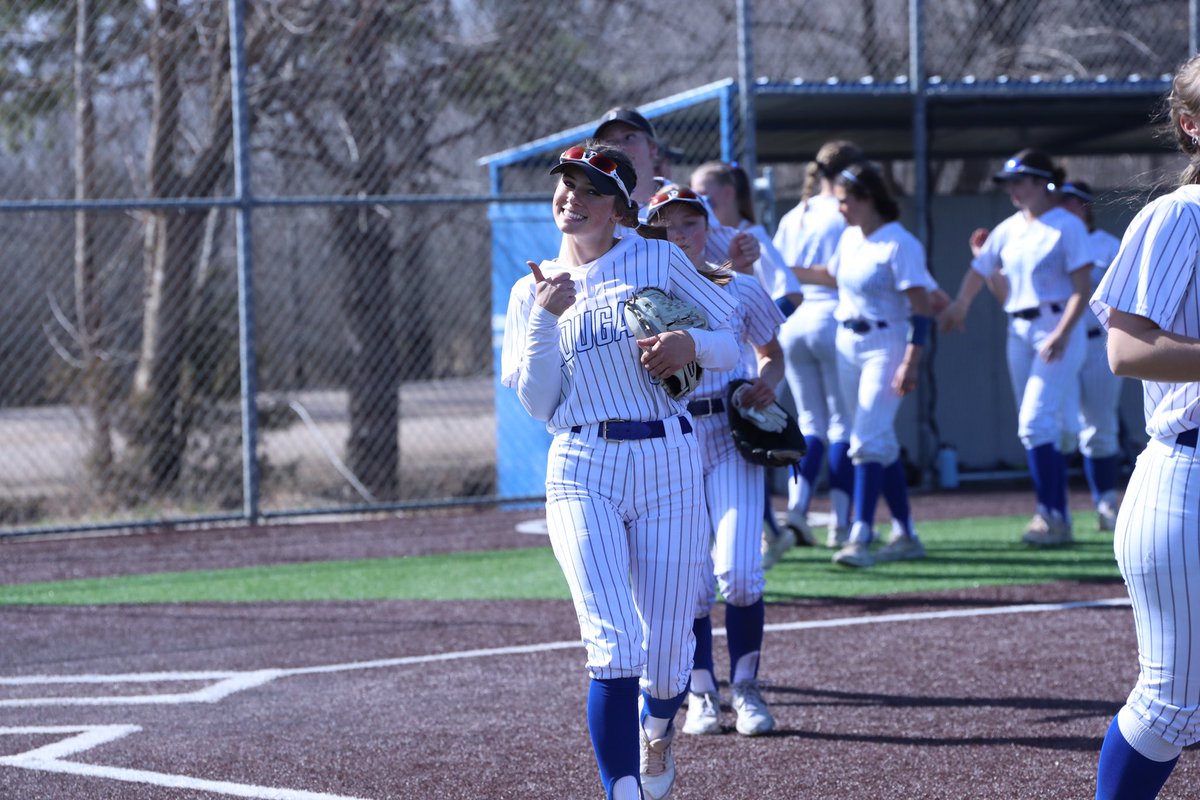 halienichole22's tweet photo. I would like to announce that I have verbally committed to West Texas A&M University to further my academic and athletic career in softball. I would like to thank my family, friends, and coaches for helping me pursue my dreams! Go buffs! @WTSoftball https://t.co/JfA0vP1Toj