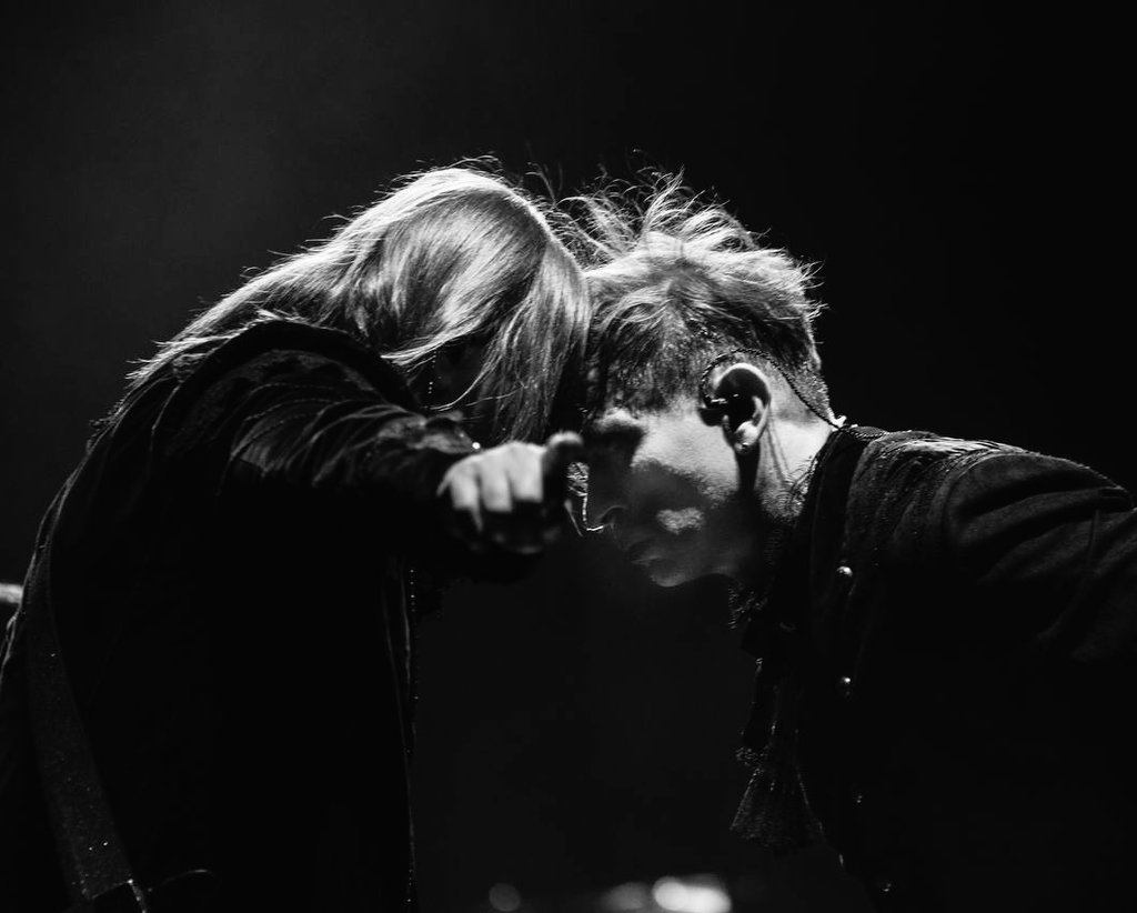 🖤