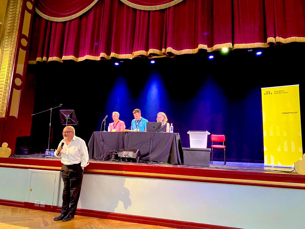 Candidat per <a href="/ERC_BaixLlobreg/">Esquerra Baix Llobregat i l'Hospitalet</a> a les llistes al Congreso. 96 gràcies i 6 gràcies. I a disposar.