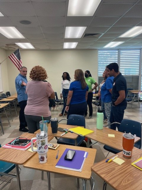 MDCPS_TRUST's tweet photo. There is always room for Peace Education! Thank you Frank from Peace Education Foundation for making us feel like we belong and that we all matter. ✌️🏫❤️ @StdtSvcsMDCPS @MDCPSSummerHeat https://t.co/pWmMif8SPq