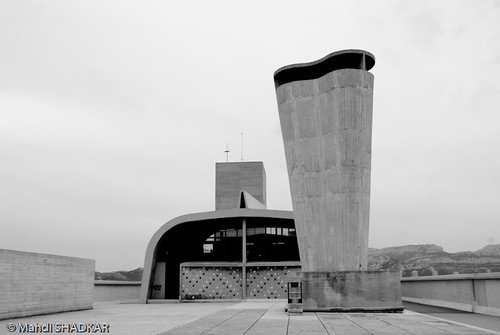 ShadkarArchi's tweet photo. Unité d'habitation, Marseille, France,
Le Corbusier ; 1945;
Photo: © #mahdi_shadkar 2009;
Founding work of architectural Brutalism, a major experiment of a new way of housing based on the balance between individual and collective needs.
#LeCorbusier #LeCorbu #Architecture https://t.co/tJuryWLEwa