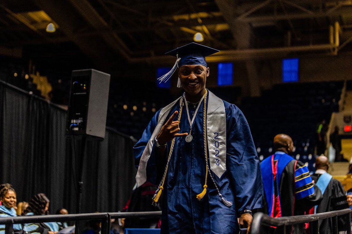 Jeremiah Holmes tweet media