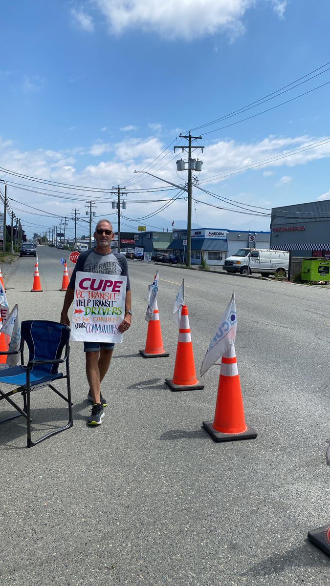 FVTransitStrike's tweet image. Day 85

WeNeedALift.ca

@CUPEBC @cupenat @dgawthcupe
#MembersStrongOnTheLine #WeNeedALift #bcpoli #canlab #bclab #picketline #walktogether #fairdeal #busdrivers #onedaylongeronedaystronger #BCTransit
#Transit #fightingforfairness #afairdeal
#StrongerTogether