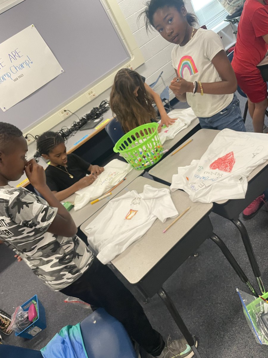 Eunice Lee tweet media