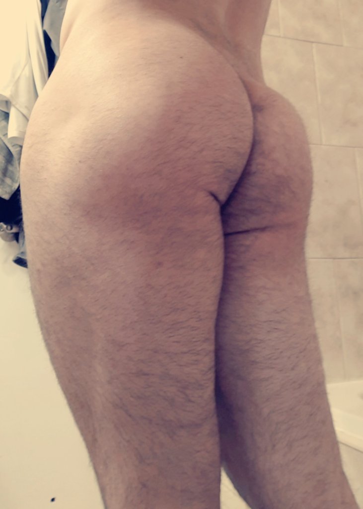 chubblvr's tweet photo. Fur growing back. Might keep it for good. https://t.co/y6KndMBJLf