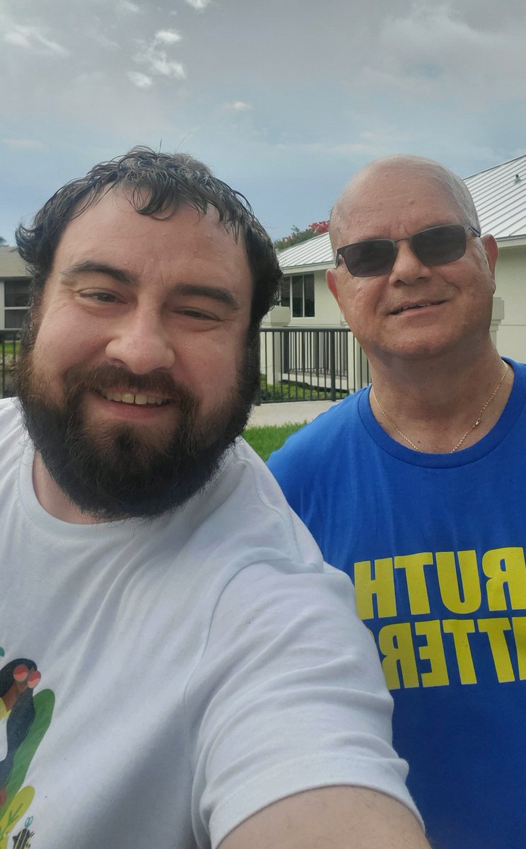 ItsChrisByrnes's tweet photo. Robert is an absolute rockstar. He met with voters for hours today,  collecting petitions to get @flprotectfree abortion rights and @FL_RTCW clean water on the ballot, and he's re-enrolling everyone to Vote-by-Mail. @FlaDems will win in 2024 when our people put in the work. https://t.co/9HmiFuilpW