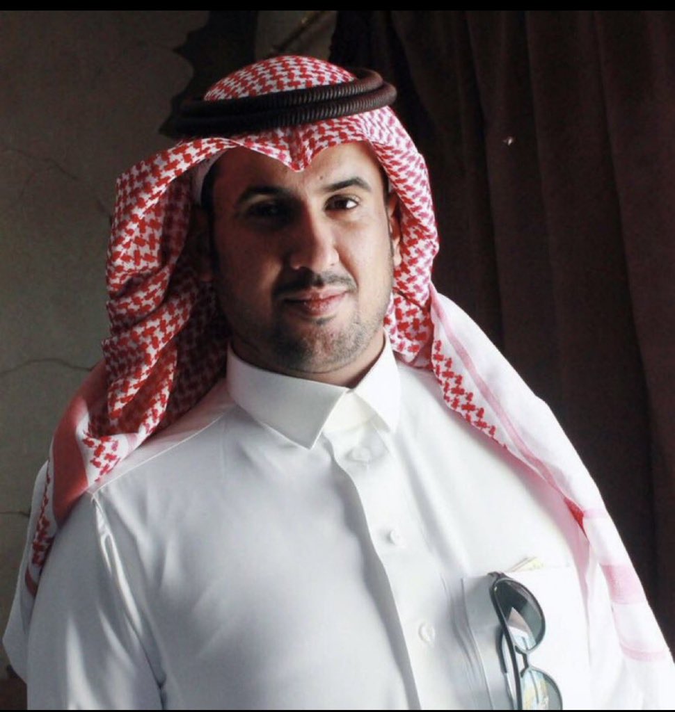 رحم الله #الشهيد_البطل_عبدالعزيز_الفريح وأسكنه فسيح جناته وألهم ذويه الصبر والسلوان 
إستشهد البطل دفاعا عن الوطن وعن ابناءنا وبناتنا . دعواتكم له ولامثال هذا البطل بالرحمه ولاهله بالصبر والسلوان وان يحفظ الله وطننا وامننا ويطهره من الانجاس . بمثل هؤلاء الرجل نفتخر وحق علينا