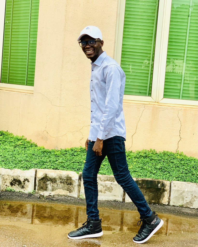 LukaMiles2's tweet photo. I was told I look like His Excellency the Executive Governor of Lagos State @jidesanwoolu 🙏#blessed https://t.co/jvsilNOhAi