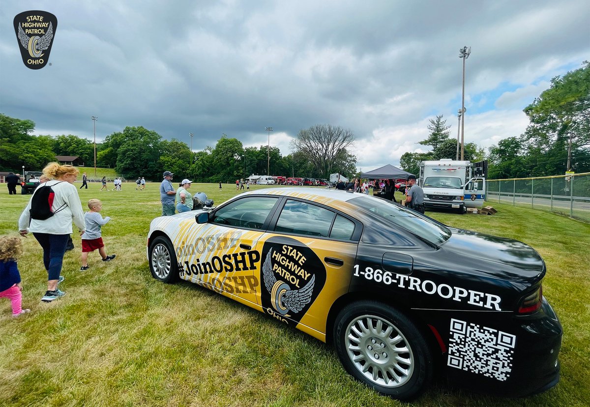 Earlier today, @OSHP troopers from our aviation, motorcycle and recruitment section attended '2023 Touch A Truck' event at Gower Park in Sharonville. They answered questions for any interested to #JoinOSHP and displayed a cruiser, motorcycle and helicopter. 🚔🏍️🚁 #InTheCommunity